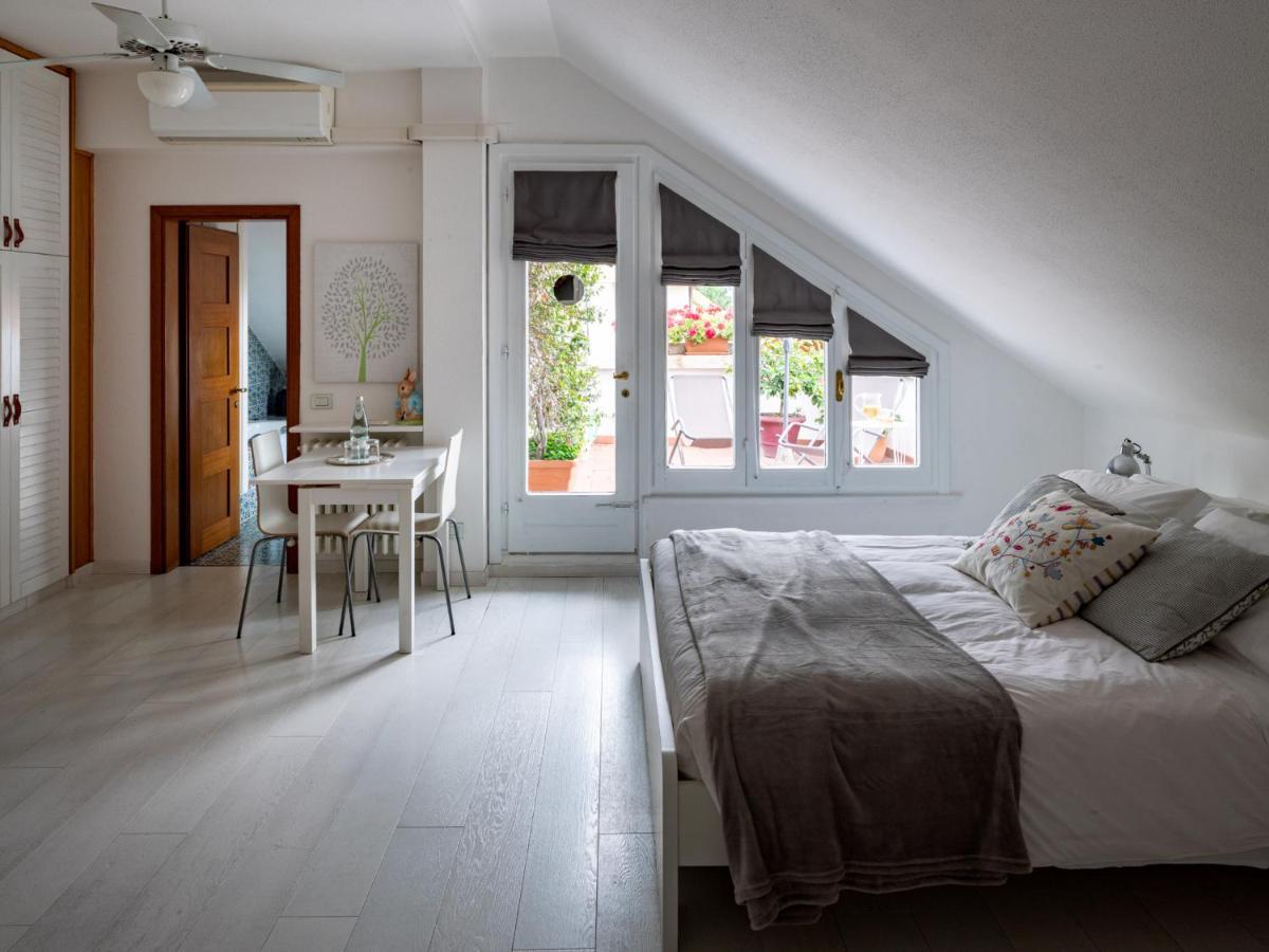 佩萨罗Casa Di Anna公寓 外观 照片